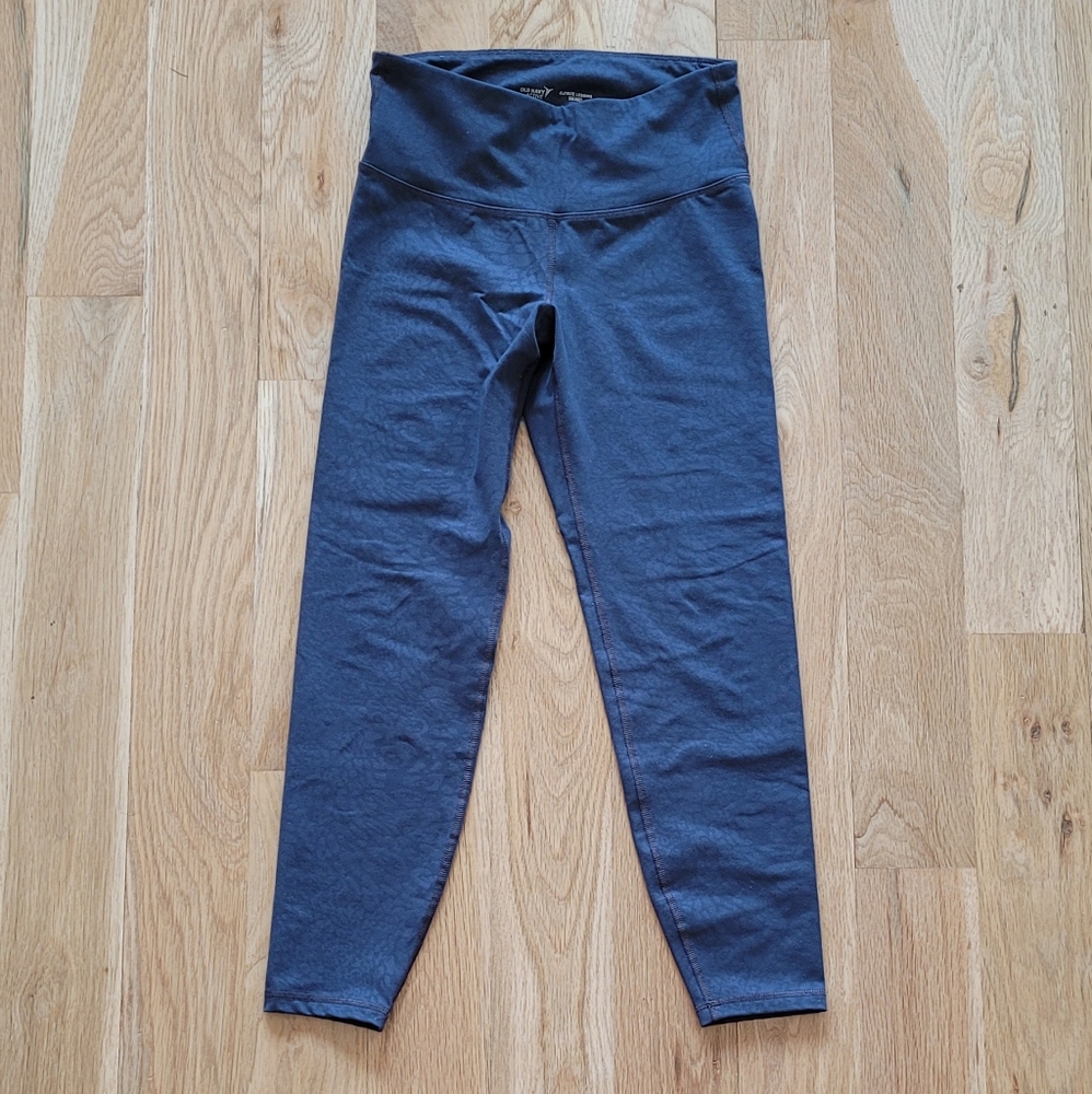 Old Navy Elevate 7/8 legging